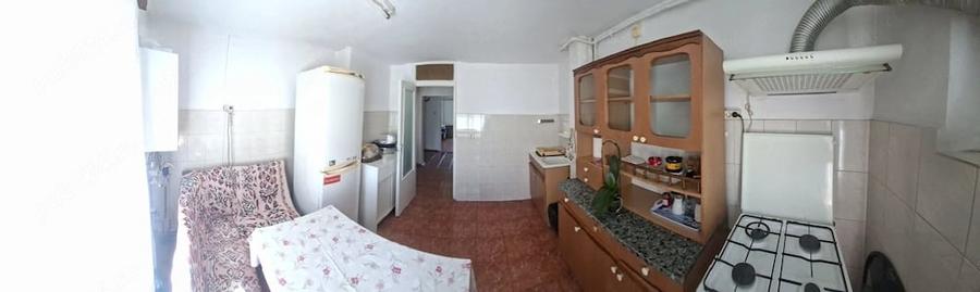 Apartament cu 4 camere decomandat în Balotești