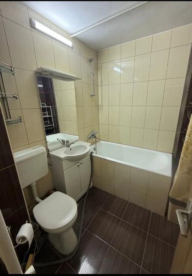 Apartament cu 2 camere decomandat în Sud