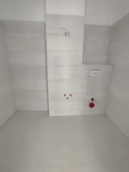 Apartament cu 3 camere decomandat în Theodor Pallady