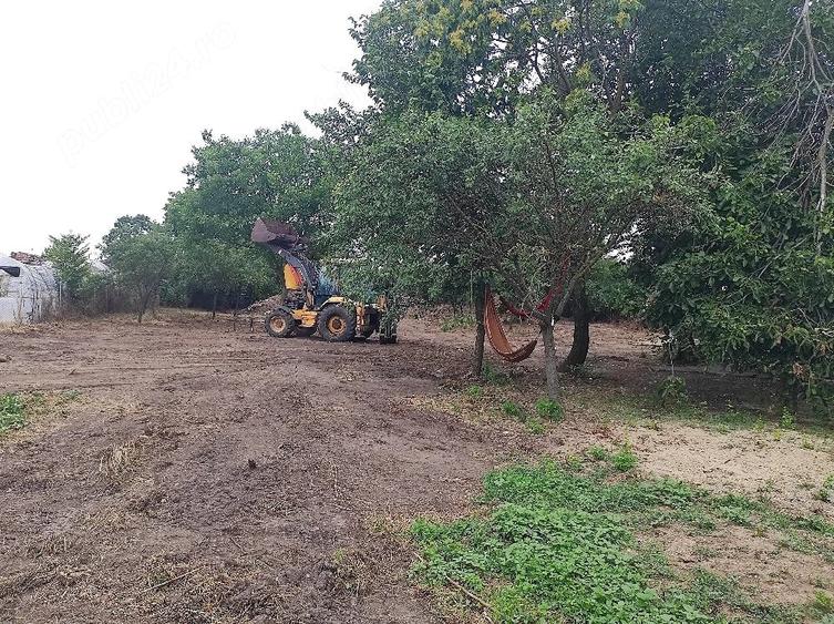 Casă cu Teren 1400 Mp în Coșoteni