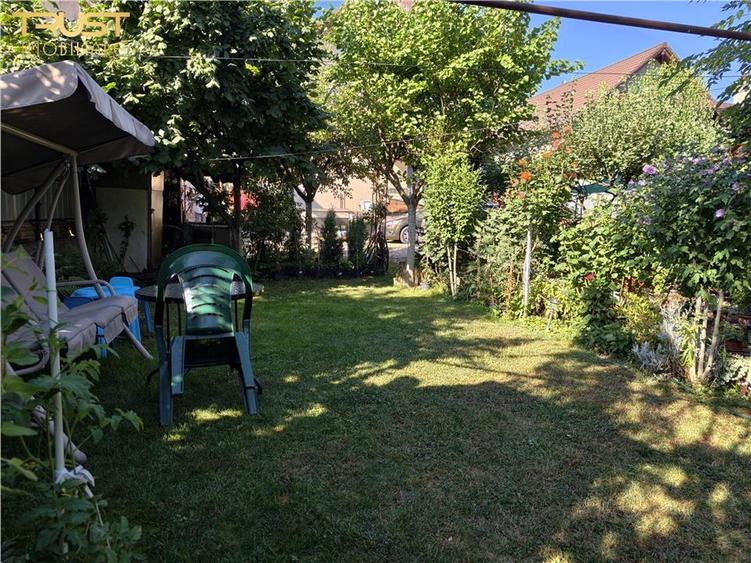 Casă cu 8 camere cu Teren 560 Mp în Someșeni