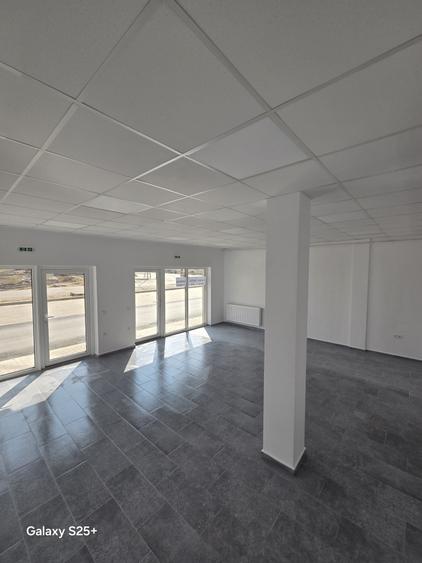 Spațiu comercial, de 70 mp, în Șelimbăr
