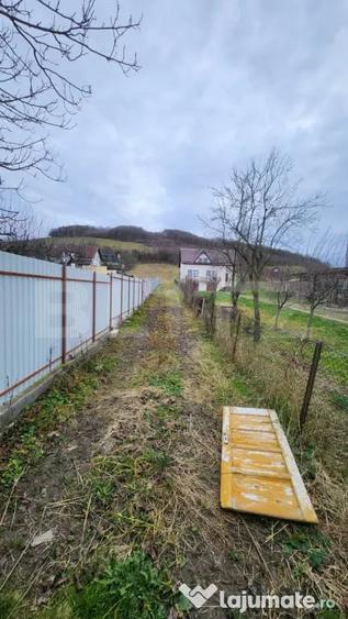 Teren de 1110 mp, în Sângeorgiu de Mureș