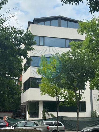 Casă cu Teren 600 Mp în Dorobanți