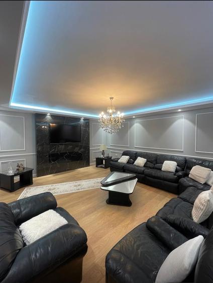 Apartament cu 3 camere decomandat în Faleza Nord