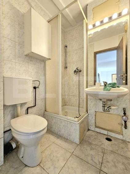 Apartament cu 4 camere decomandat, mobilat în Odobescu
