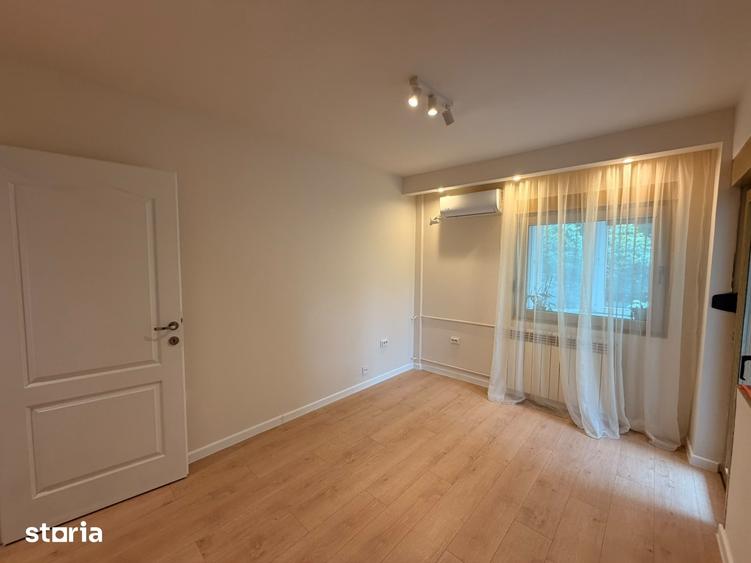 Apartament cu 4 camere în Aviatorilor