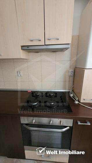 Garsonieră decomandată, mobilată în Florești