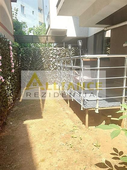 Apartament cu 2 camere decomandat, mobilat în Central