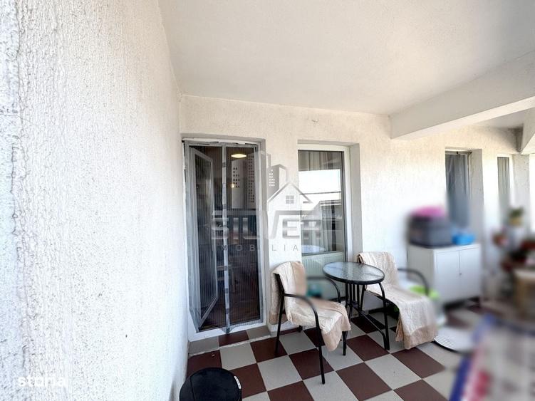 Apartament cu 3 camere în Zorilor