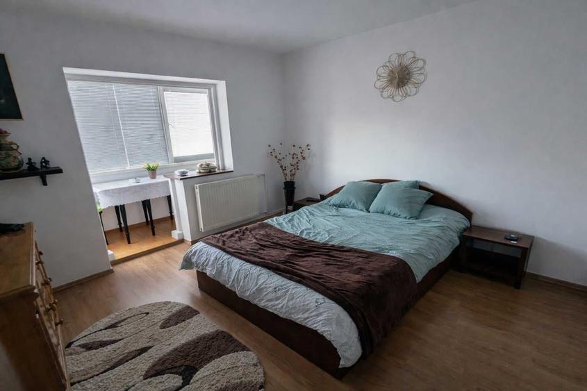 Apartament cu 2 camere decomandat în Răcădău