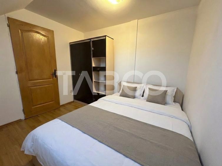 Apartament cu 4 camere decomandat, mobilat în Mihai Viteazul