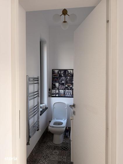 Casă cu 4 camere cu Teren 875 Mp în Măgureni