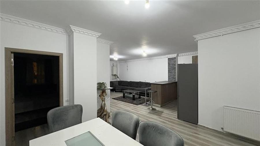 Apartament cu 2 camere circular, mobilat în Dâmbul Rotund