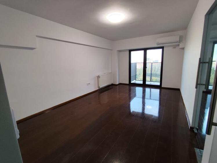 Apartament cu 6 camere decomandat în Unirii