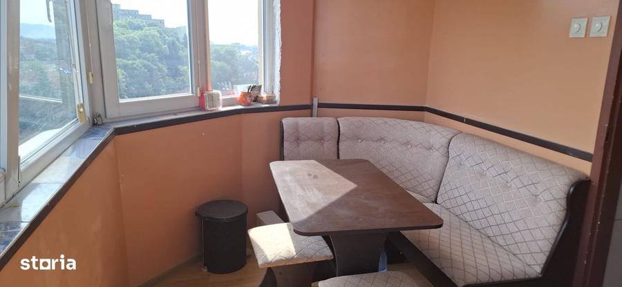 Apartament cu 2 camere decomandat în Griviței