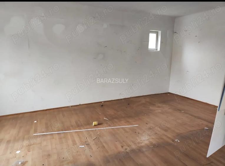 Casa pentru vanzare cu 2 394 mp. teren aferent, in comuna Savadisla,sat Vlaha,nr.378,jud.Cluj