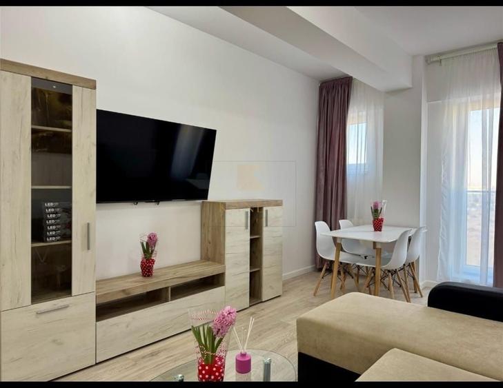 Apartament cu 2 camere decomandat în Central