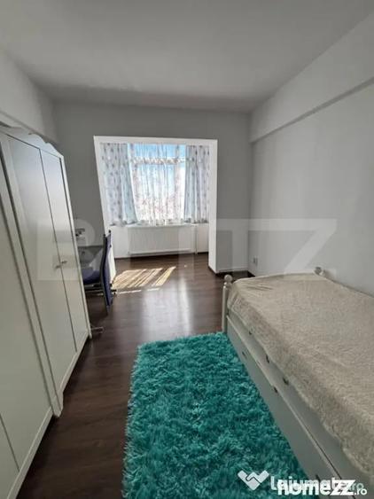 Apartament cu 3 camere decomandat în Gheorghe Doja