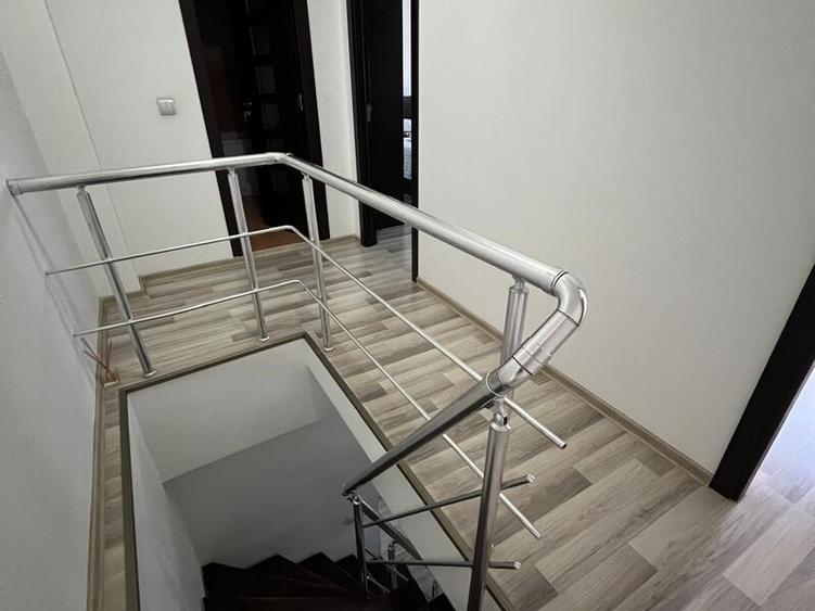 Apartament cu 3 camere decomandat, mobilat în Colentina