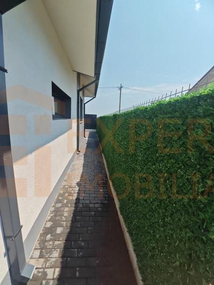 Casă de vânzare în Cumpăna, la cheie, utilități complete, deschidere la 2 străzi - 9