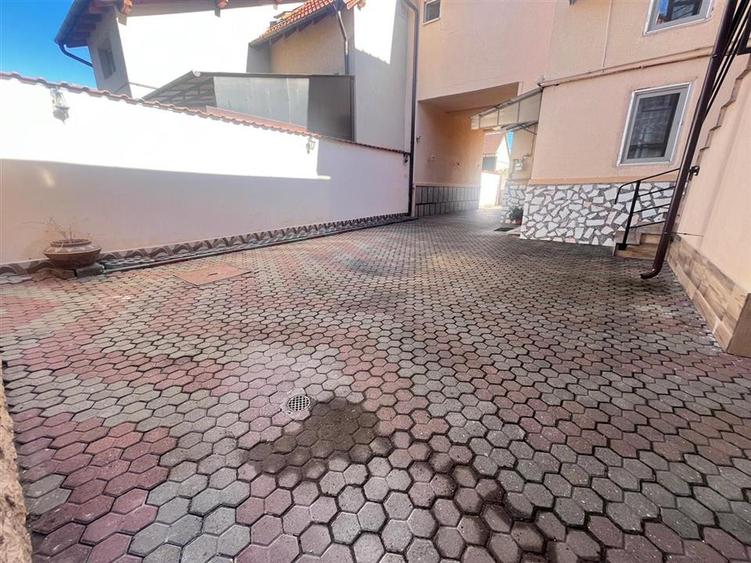 Casă individuală cu 3 camere cu Teren 300 Mp în Terezian