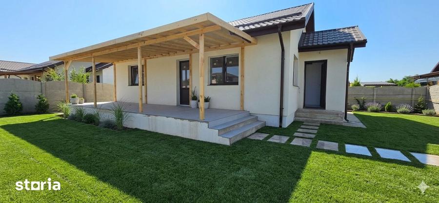 Casă cu 3 camere cu Teren 300 Mp în Clinceni