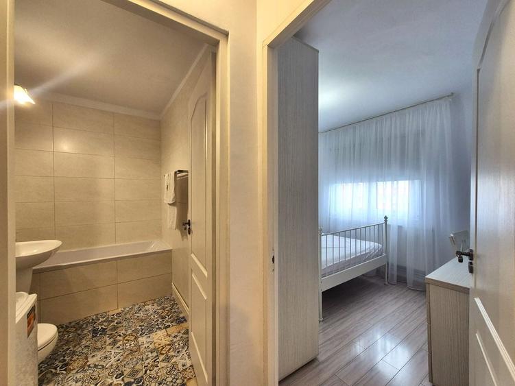 Apartament cu 2 camere decomandat, mobilat în Calea București