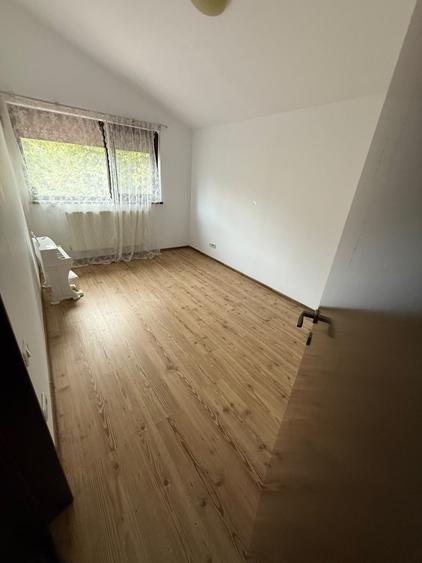 Duplex cu 3 camere cu Garaj în Tunari
