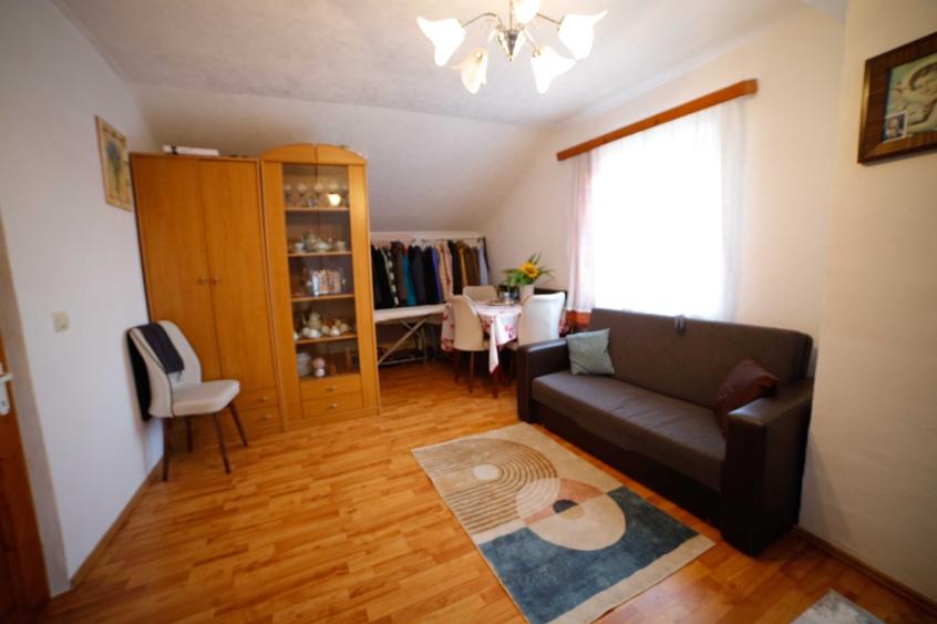 Casă individuală cu 4 camere cu Teren 318 Mp în Babarunca