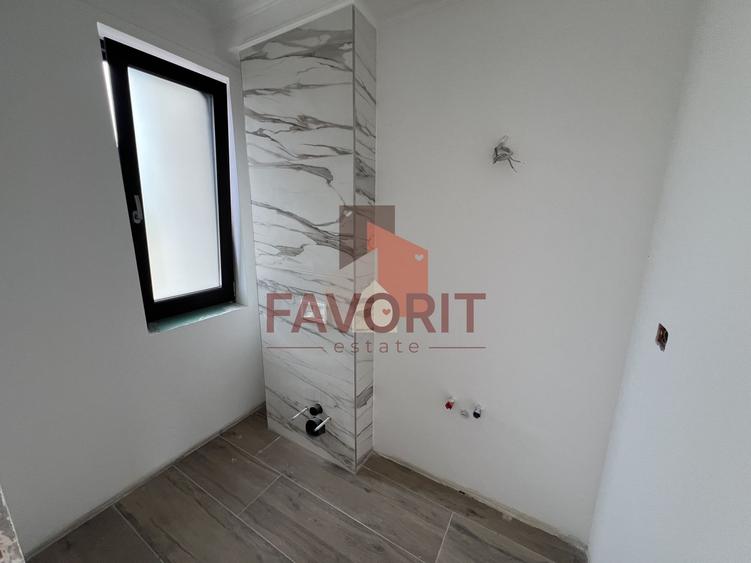 Casă cu 3 camere cu Canalizare în Giroc