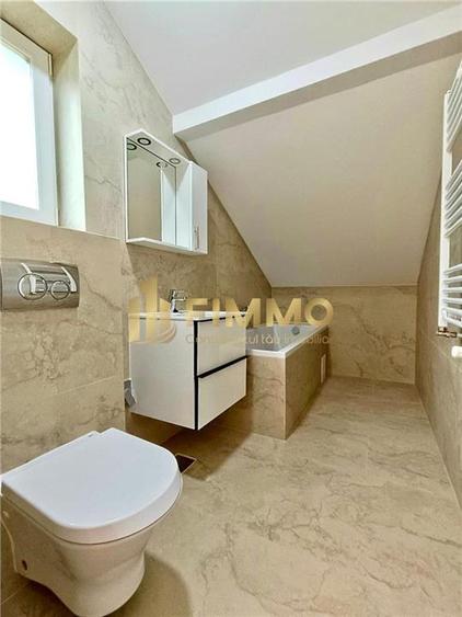 Casă individuală cu 4 camere cu Teren 500 Mp în Est