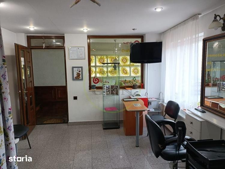 Casă cu 5 camere cu Teren 244 Mp în Ultracentral