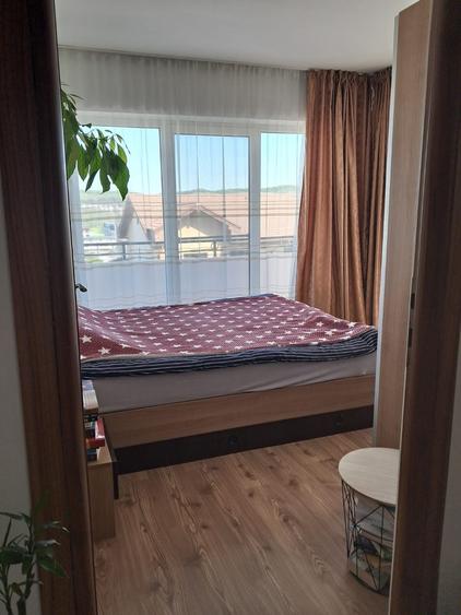 Apartament cu 2 camere decomandat în Chinteni