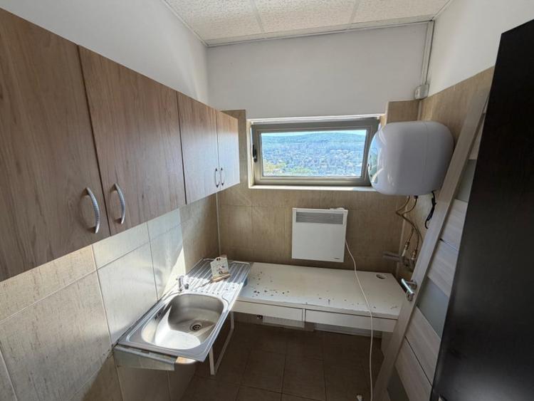 Spațiu comercial, de 130 mp, în Zorilor