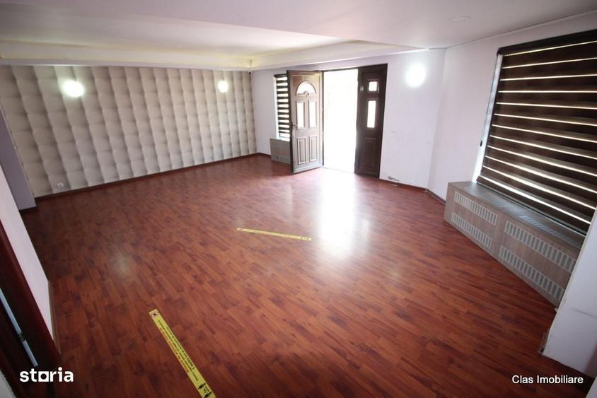 Casă cu 4 camere în Orașul de Jos