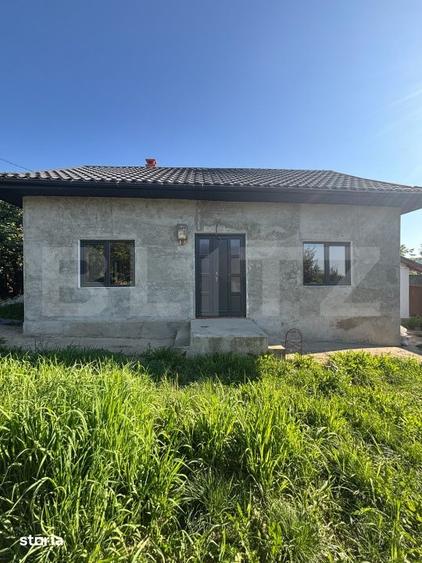 Casă cu 3 camere cu Teren 3400 Mp în Vulturești