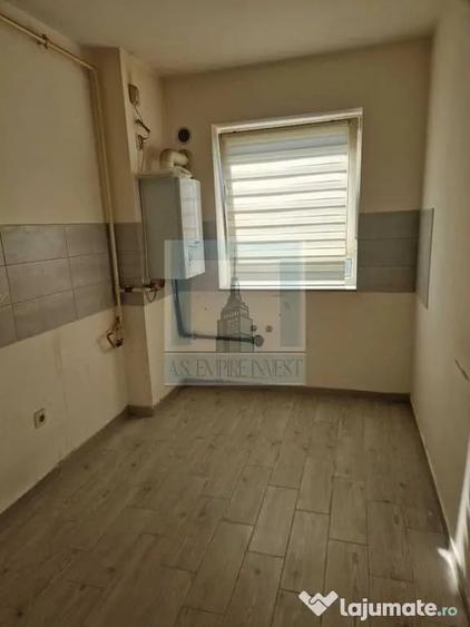Garsonieră decomandată în Avantgarden