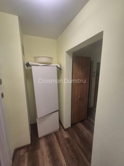 Vand apartament 3 camere decomandat
