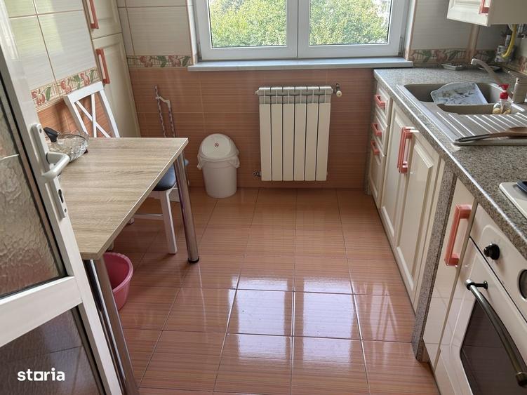 3 Camere,etaj 2 Centru - 3