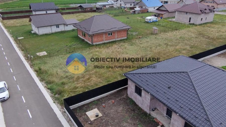 Teren Construcții intravilan de 996 mp, în Zănești