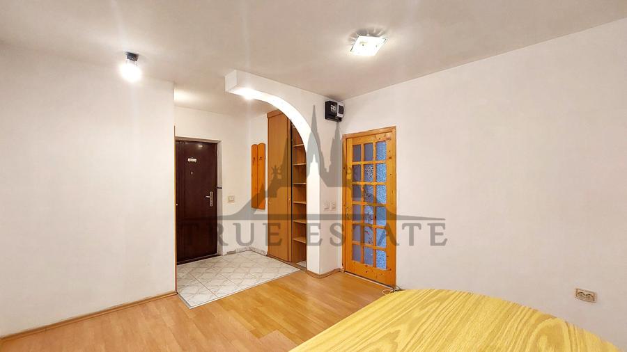 Apartament cu 2 camere decomandat în Moșilor