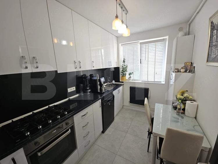 Apartament cu 3 camere decomandat în Central