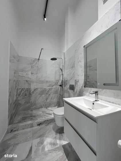 Apartament cu 2 camere semidecomandat în Grivița