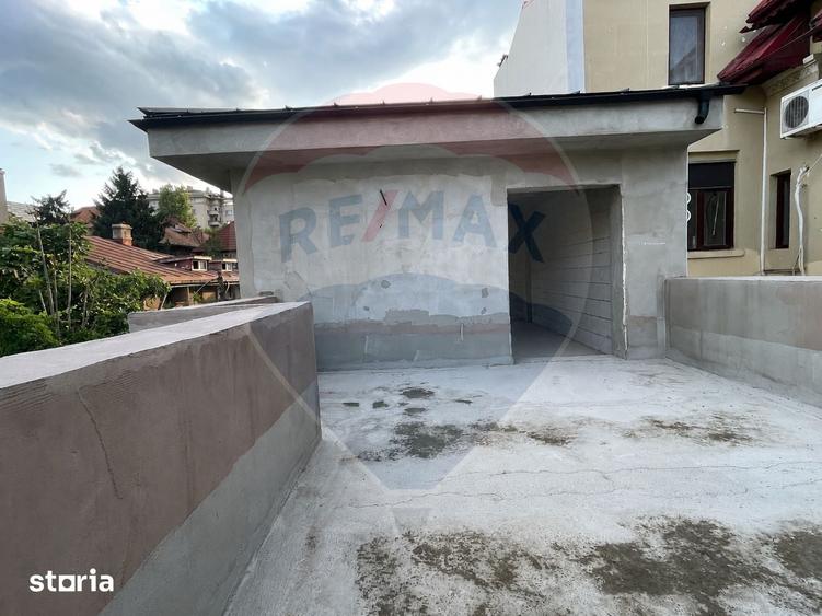 Vila in curs de renovare, teren 370mp, retras | adiacent Polona - 9