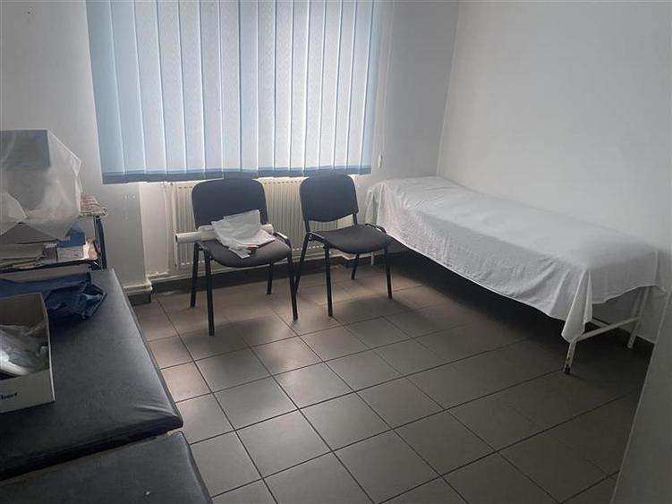 Spațiu comercial, de 72 mp, în Central
