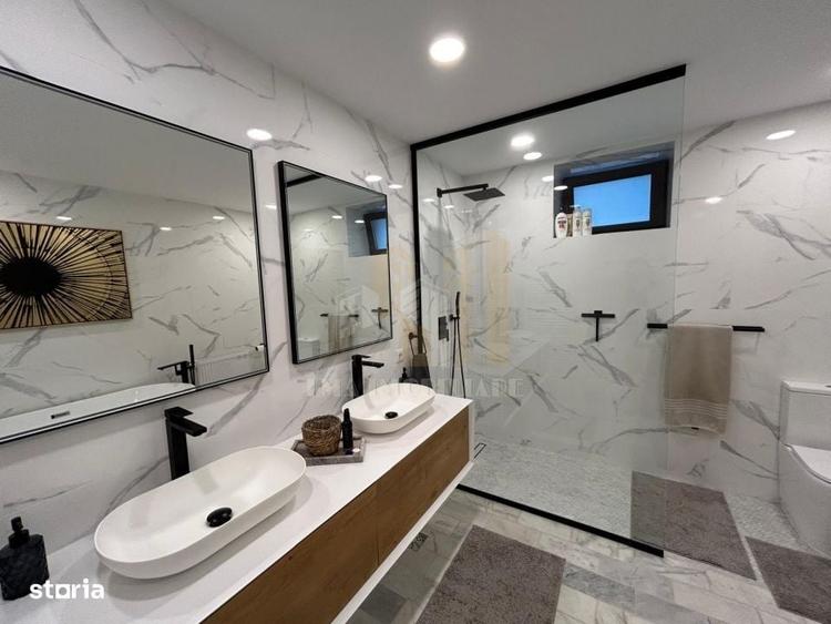 Casă cu 4 camere decomandat în Hărman
