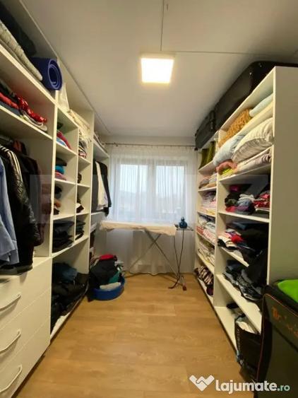 Casă cu 7 camere cu Teren 3500 Mp în Mociu