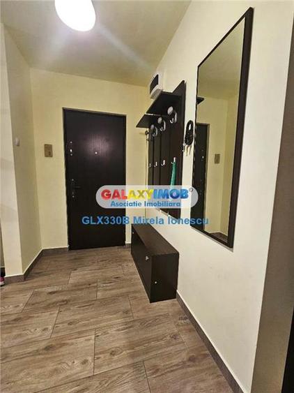 Apartament cu 3 camere decomandat, mobilat în Drumul Sării