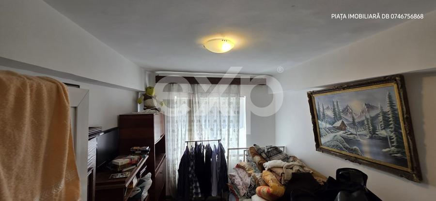 Apartament cu 3 camere decomandat, mobilat în Central